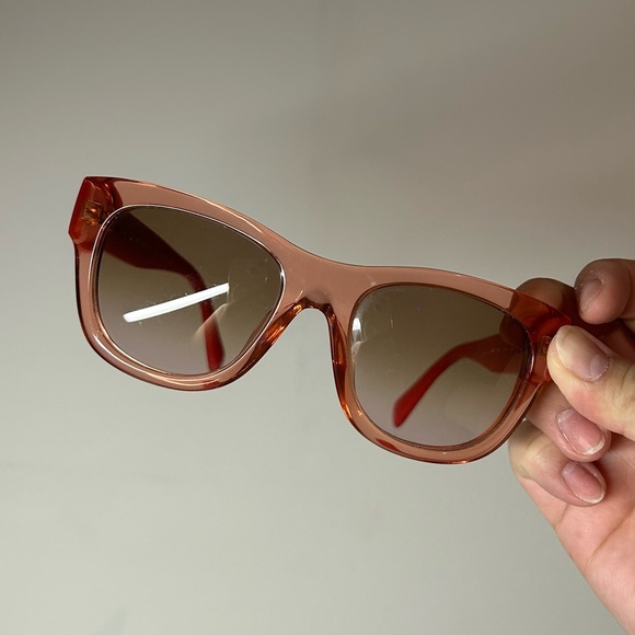 MARC JACOBS SUNGLASSES - Picture 4 of 8
